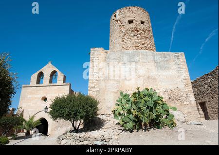 Chiesa del Castello di Capdepera, Europa, Maiorca, Isole Baleari, Spagna, Europa Foto Stock