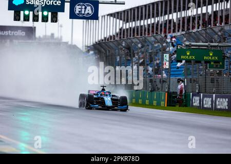 Jack Doohan dell'Australia alla guida dell'Invicta Virtuosi Racing (14) durante le qualifiche F2 al Gran Premio d'Australia di Formula uno. Foto Stock