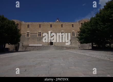 Piccolomini Castello di Capestrano (AQ)-Abruzzo - Italia Foto Stock