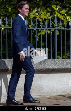 Windsor, Regno Unito. 9th aprile 2023. Edoardo capelli Mozzi parte dopo aver assistito al servizio della chiesa della domenica di Pasqua presso la Cappella di San Giorgio nel Castello di Windsor. La Domenica di Pasqua è il punto focale delle celebrazioni pasquali della Famiglia reale e questa sarà la prima senza la Regina Elisabetta II Credit: Notizie dal vivo di Mark Kerrison/Alamy Foto Stock