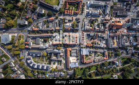 Vista aerea, zona residenziale Nordenwall e Oststraße con chiesa parrocchiale cattolica di San Agnes e alto bunker Widumstraße nel quartiere Mitte in Hamm Foto Stock