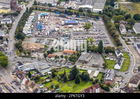 Vista aerea, Hammer parco funfair sulla piazza di fronte alle sale centrali nel quartiere Mitte in Hammm, zona Ruhr, Renania settentrionale-Vestfalia, Germania Foto Stock