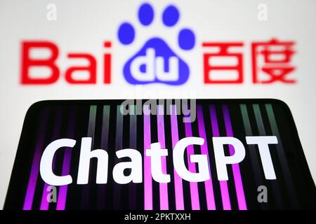 Ucraina. 9th Apr, 2023. In questa immagine, il logo ChatGPT viene visualizzato su uno smartphone e il logo Baidu sullo schermo di un pc. (Credit Image: © Pavlo Gonchar/SOPA Images via ZUMA Press Wire) SOLO PER USO EDITORIALE! Non per USO commerciale! Foto Stock