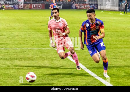 Partite di calcio durante la partita di campionato tailandese allo stadio PAT, Klong Toey, Bangkok, Thailandia tra Port FC e Sukhothai Foto Stock