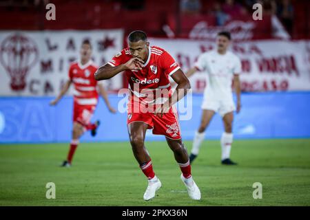 Buenos Aires, Argentina. 09th Apr, 2023. Salomon Rondon di River Plate visto durante una partita tra Huracan e River Plate come parte della Liga Profesional de Futbol 2023 allo stadio Tomas Duco. (Punteggio finale: Huracan 0 - 3 River Plate) Credit: SOPA Images Limited/Alamy Live News Foto Stock