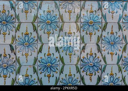 Ornamento in piastrelle di ceramica azulejos portoghese Foto Stock