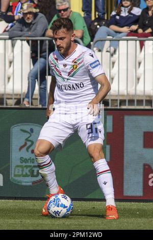 Brescia, Italia. 10th Apr, 2023. Niccolo Corrado di Ternana Calcio durante il Brescia FC vs Ternana Calcio, 32° Serie BKT 2022-23 partita allo stadio Mario Rigamonti di Brescia il 10 aprile 2023. Credit: Live Media Publishing Group/Alamy Live News Foto Stock