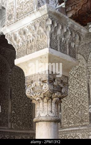 Decorazioni in una madrasa islamica, Marocco Foto Stock