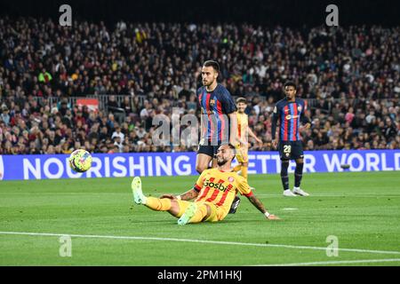 BARCELLONA, SPAGNA - 10 APRILE: La Liga Santander partita tra FC Barcelona e Girona FC a Spotify Camp Nou il 10 aprile 2023, a Barcellona, Spagna. (Foto di Sara Aribó/PxImages) Credit: PX Images/Alamy Live News Foto Stock