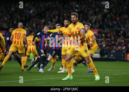 Barcellona, ESP. 10th Apr, 2023. FC BARCELONA vs GIRONA FC 10 aprile 2023 Stuani (7) del Girona FC durante la partita tra FC Barcelona e Girona FC corrispondente al ventotto giorno della Liga Santander al Camp Nou di Spotify a Barcellona, Spagna. Credit: Rosdemora/Alamy Live News Foto Stock