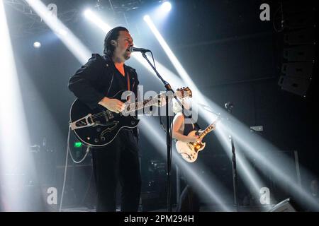 Milano 2 aprile 2023 Samantha Fish & Jesse Dayton live at magazzini generali Milano © Roberto Finizio / Alamy Foto Stock