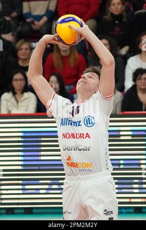 PalaBarton, Perugia, Italia, 10 aprile 2023, porro paolo (n.16 allianz milano) durante il Play Off - Sir Safety Susa Perugia vs Allianz Milano - Volleyba Foto Stock