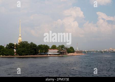 Una vista panoramica della fortezza di Pietro e Paolo a San Pietroburgo, Russia Foto Stock