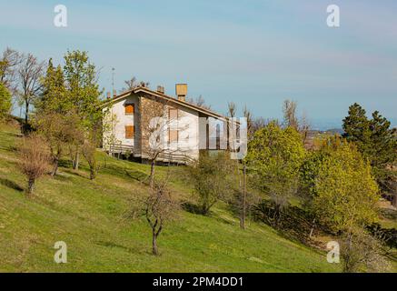 Villaggio rurale nell'Appennino Emiliano Toscano Foto Stock