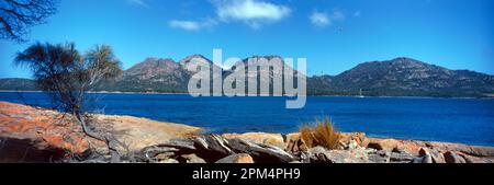 Australia. Tasmania. Coles Bay. I pericoli montagne. Foto Stock