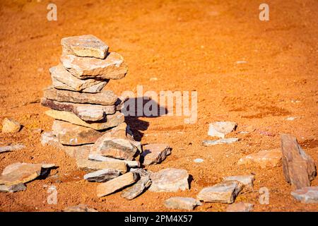 Rocce in una miniera di bauxite (paesaggio marziano) Foto Stock