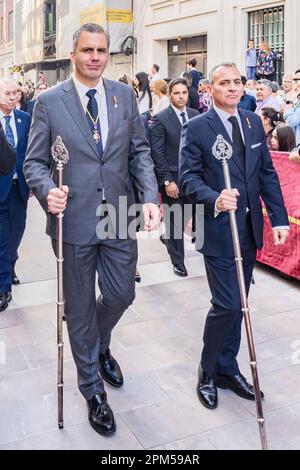 Huelva, Spagna - 1 aprile 2023: Javier Ortega Smith, uno dei leader del partito politico VOX, in parata accompagnando la Passione Sabato al Foto Stock