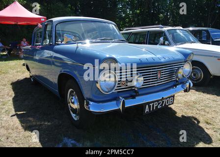 Un Hillman Super Minx del 1964 parcheggiato in mostra al 47th Historic Vehicle Gathering, Powderham, Devon, Inghilterra, Regno Unito. Foto Stock