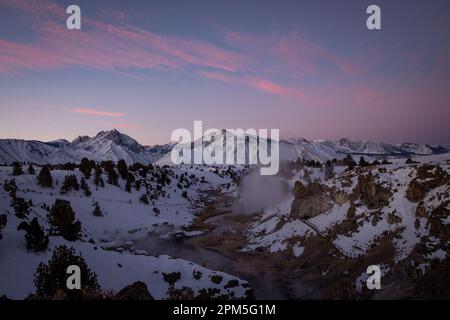 Hot Creek a Dawn in Sierra Foto Stock