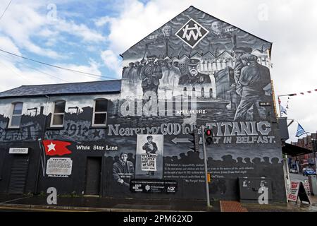 HW, RMS Titanic 14 aprile ,1912 H&W Est 1861 murale, Dee Street, Belfast, Irlanda del Nord, Regno Unito, BT4 1FT Foto Stock