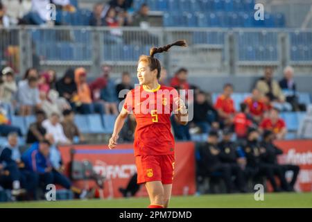 Ibiza, Spagna. 11th Apr, 2023. WU Haiyan (5 Cina) in azione durante il gioco amichevole internazionale delle donne tra la Spagna e la Cina a Can Misses a Ibiza, Spagna. (/SPP) Credit: SPP Sport Press Photo. /Alamy Live News Credit: SPP Sport Press Photo. /Alamy Live News Foto Stock