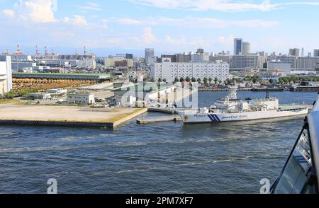 Guardia costiera giapponese Tsugaru-classe pattuglia Settsu (PLH-07), nave Kobe, Giappone navi di applicazione della legge marittima, Kaijō Hoan-chō, baia di Osaka Foto Stock