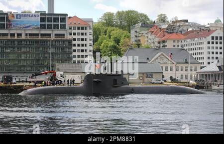 Sottomarino della marina tedesca U-36 (S186) attraccato a Bergen, Norvegia. Tipo 212A propulsione diesel-elettrica, 1st Ubootgeschwader Squadron sommergibili, Bundeswehr Foto Stock