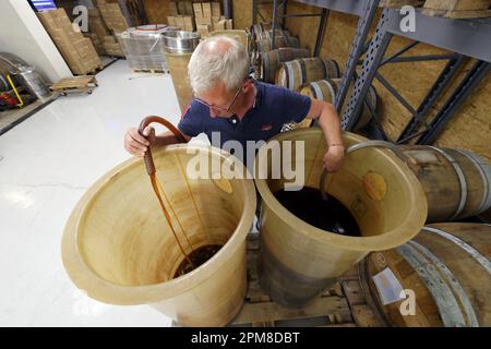 Francia, Drome, Drome Provencale, Nyons, l'aceto Para fabbrica, aceto casereccio Foto Stock