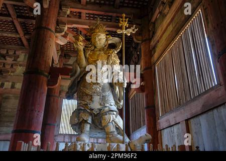 Nara, Giappone - 22 marzo 2023: Il tempio Todaiji è un tempio buddista di Nara, Giappone. Foto Stock