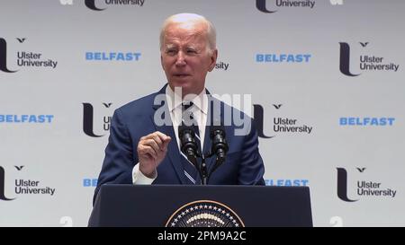 Belfast, Irlanda del Nord, Regno Unito. 12th Apr, 2023. STATI UNITI Il Presidente Joe Biden ha tenuto un discorso all'Ulster University mercoledì 12 aprile 2023 a Belfast, Irlanda del Nord. La visita del Presidente Biden segna il 25th° anniversario dell'accordo del Venerdì Santo, l'accordo di pace che ha posto fine a tre decenni di conflitti nell'Irlanda del Nord. Photo by Ulster University/UPI Credit: UPI/Alamy Live News Credit: UPI/Alamy Live News Foto Stock