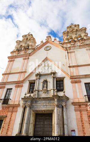 La chiesa di Nuestra Senora del Carmen e Santa Teresa. Tempio cattolico su Alamada Marques de Comillas. Cadice, Andalusia, Spagna. Jose Bolanos. Foto Stock