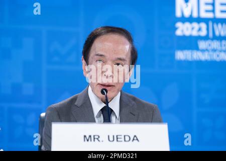 Washington, Stati Uniti. 12th Apr, 2020. Kazuo Ueda, Governatore della Banca Centrale del Giappone, interviene nel corso di una conferenza stampa sul vertice del 2023 G7 tenutosi a Hiroshima, presso la sede del Fondo monetario Internazionale a Washington, DC, mercoledì 12 aprile 2023. Foto di Bonnie Cash/UPI Credit: UPI/Alamy Live News Foto Stock