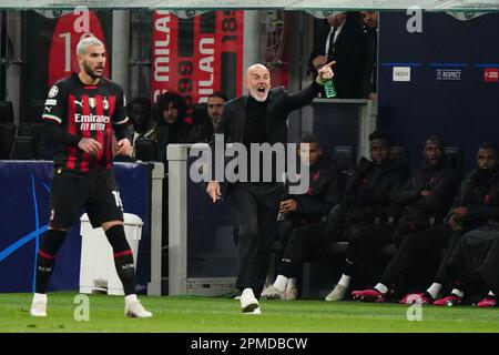 L'allenatore di testa Stefano Pioli (AC Milan) durante la UEFA Champions League, quarti di finale, 1st tappa di calcio tra AC Milan e SSC Napoli il 12 aprile 2023 allo stadio San Siro di Milano - Foto Luca Rossini / e-Mage Foto Stock