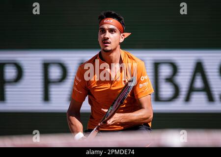 Monte Carlo, Monaco. 12th Apr, 2023. Monte-Carlo Country Club MONTE-CARLO, MONACO - APRILE 12: Lorenzo Sonego d'Italia in azione contro Daniil Medvedev durante il quarto giorno del Rolex Monte-Carlo Masters al Monte-Carlo Country Club il 12 aprile 2023 a Monte-Carlo, Monaco. (Foto di Marcio Machado/Eurasia Sport Images/SPP) (Marcio Machado/Eurasia Sport Images/SPP) Credit: SPP Sport Press Photo. /Alamy Live News Foto Stock