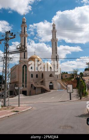 La moschea di Lakiya, Negev settentrionale, Israel Lakiya, o Laqye (arabo: اللقية, ebraico: לָקִיָּה) è una città beduina (consiglio locale) nel sud del Dis Foto Stock