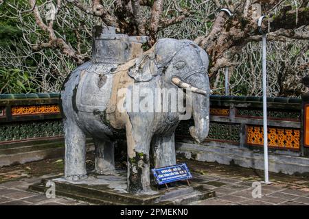 TU Duc tomba nella città di Hue, Vietnam Foto Stock