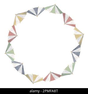 Acquerello disegnato a mano cocktail a righe ombrellone caleidoscopio. Cornice corona circolare. Isolato su sfondo bianco. Design wall art, matrimonio, stampa Foto Stock