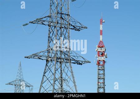 Centrale di distribuzione TERNA a Rondissone (Torino) Foto Stock