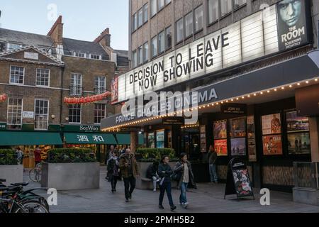 Il Prince Charles Cinema il 9th novembre 2022 a Londra nel Regno Unito. Credit: Notizie SMP / Alamy Live News Foto Stock