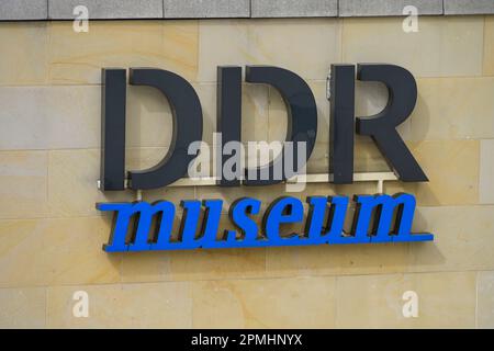DDR Museum, vera Britain Ufer, Karl-Liebknecht-Straße, Mitte, Berlino, Germania Foto Stock