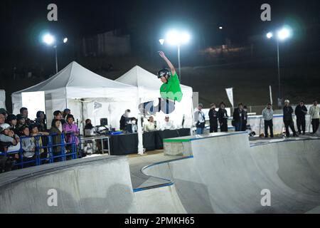 Ibaraki, Giappone. 13th Apr, 2023. Hikaru Okada Skateboarding : il 2nd Mynavi Skateboarding Giappone APRE il Parco degli uomini Qualificandosi a Murasaki Park Kasama a Ibaraki, Giappone . Credit: AFLO SPORT/Alamy Live News Foto Stock