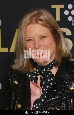 Los Angeles, Stati Uniti. 14th Apr, 2023. Candy Clark al TCM Classic Film Festival 2023 - Gala di apertura notturna tenutasi al TCL Chinese Theatre IMAX di Los Angeles, CA, 13 aprile 2023. Photo Credit: Joseph Martinez/PictureLux Credit: PictureLux/The Hollywood Archive/Alamy Live News Foto Stock