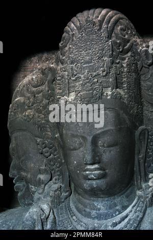 12 12 2006 Cave tempio, una scultura di Shiva Trimurti 6th ° secolo, patrimonio dell'umanità dell'UNESCO, isola di Elefanta vicino Bombay Mumbai India Foto Stock