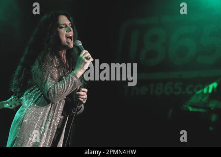 Sari Schorr al 1865 di Southampton, aprile 2023 Foto Stock