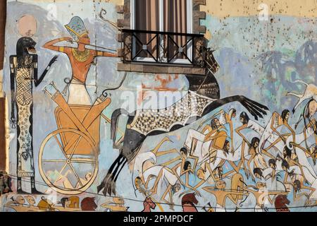 Murale di strada a Luxor, Egitto Foto Stock