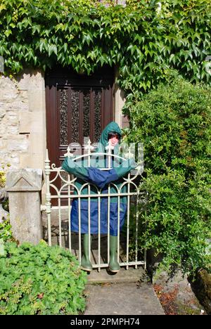 Festival dello Scarecrow a Kettlewell nel Parco Nazionale Yorkshire Dales (2010) Foto Stock