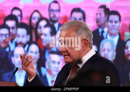 Città del Messico, Messico. 14th Apr, 2023. Il presidente del Messico, Andres Manuel Lopez Obrador, parla questo venerdì durante la sua conferenza informativa al Palazzo Nazionale. Il 14 aprile 2023 a Città del Messico. (Credit Image: © Carlos Santiago/eyepix via ZUMA Press Wire) SOLO PER USO EDITORIALE! Non per USO commerciale! Foto Stock