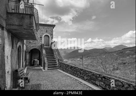 Fornelli, comune italiano di 1.883 abitanti in provincia di Isernia nella regione Molise. Fa parte del circuito della più bella v Foto Stock