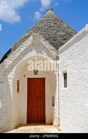 Trulli, trullo, case, edifici conici, patrimonio dell'umanità dell'UNESCO, Alberobello, provincia di Bari, Puglia, Italia Foto Stock