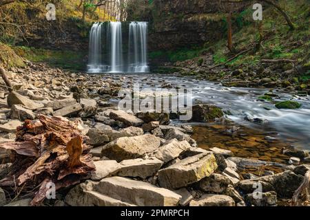 Sgwd yr Eira Waterfall, Bannau Brycheiniog, Galles del Sud Foto Stock